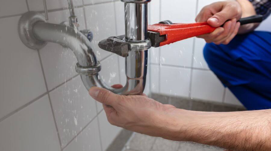Expert burst pipe repair services in Cement City, MI